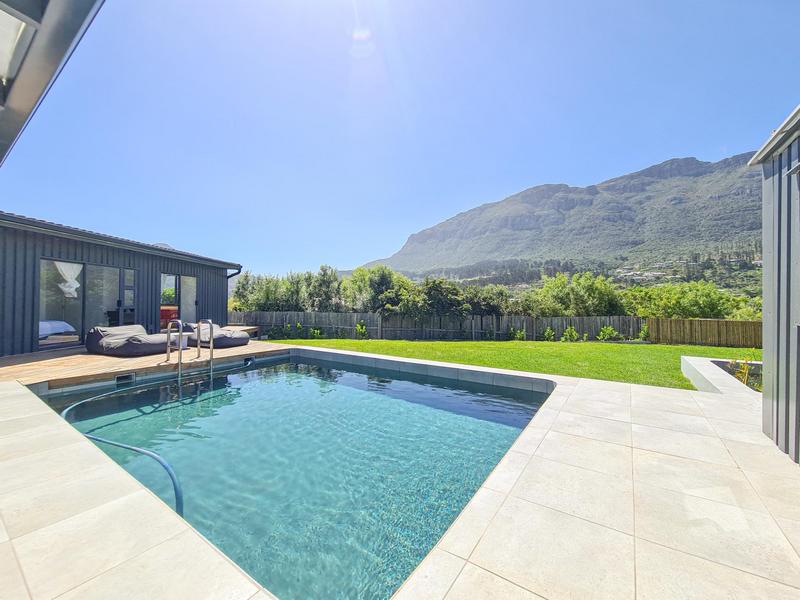 5 Bedroom Property for Sale in Hout Bay Western Cape